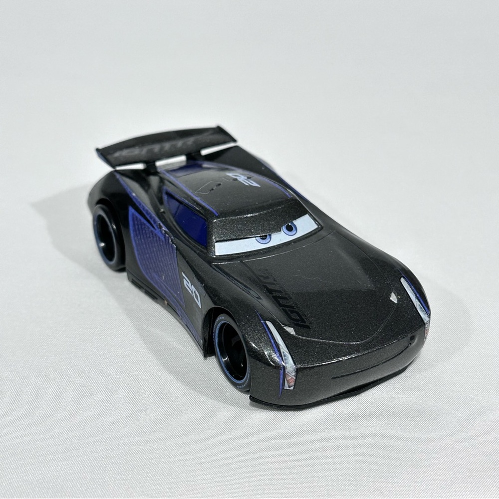 Disney Store Cars 1:43 Deluxe Jackson Storm Die-cast